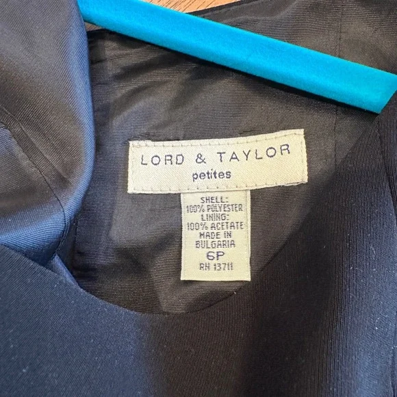 Lord & Taylor Petites Black Sleeveless Button Back Vest‎ Top Size 6P - Picture 3 of 7